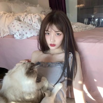 红鞋男子